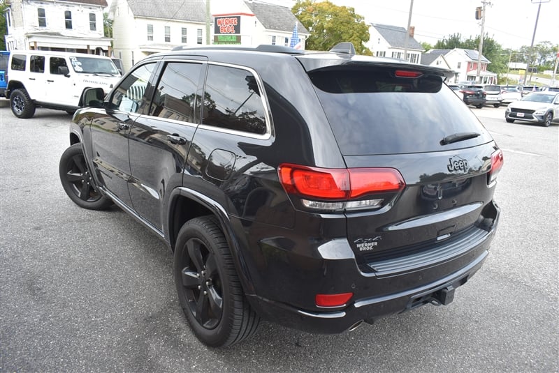2015 Jeep Grand Cherokee Laredo photo 4