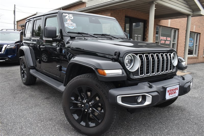 2025 Jeep Wrangler 4xe Sahara 4XE's photo